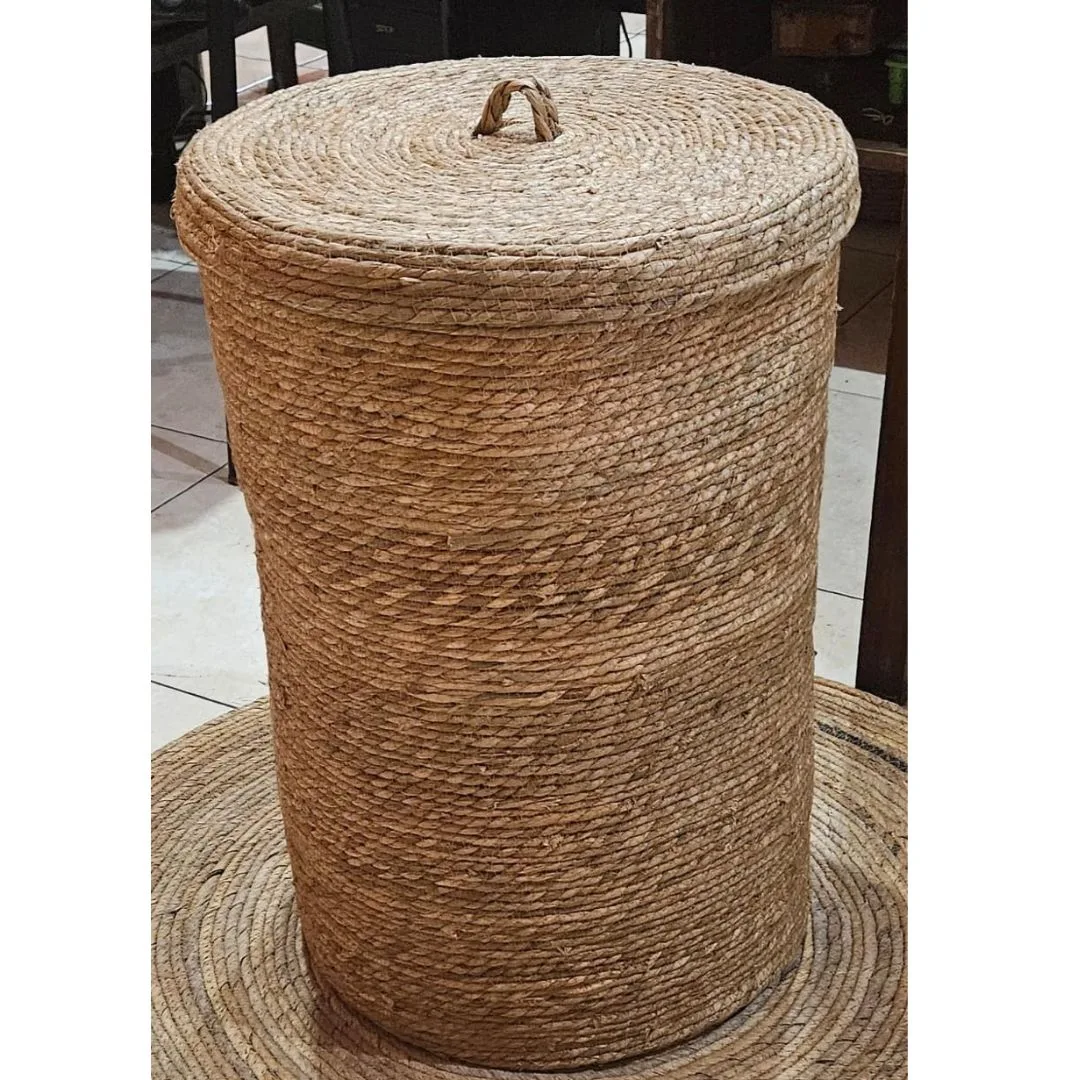 Laudry Basket With Cover #1